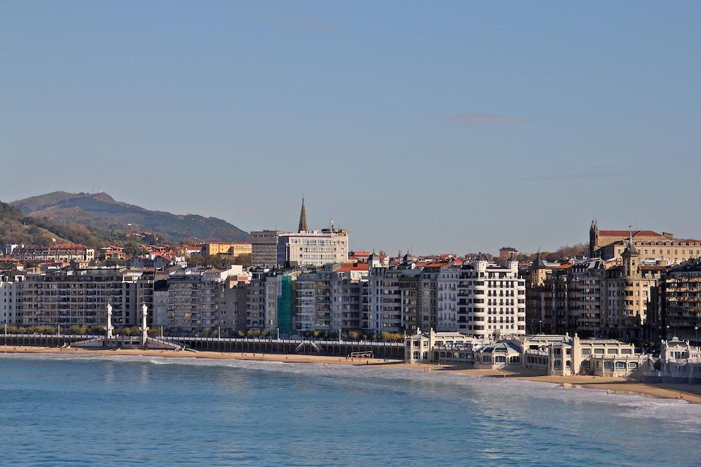 Welcome Gros Hotel San Sebastián Esterno foto